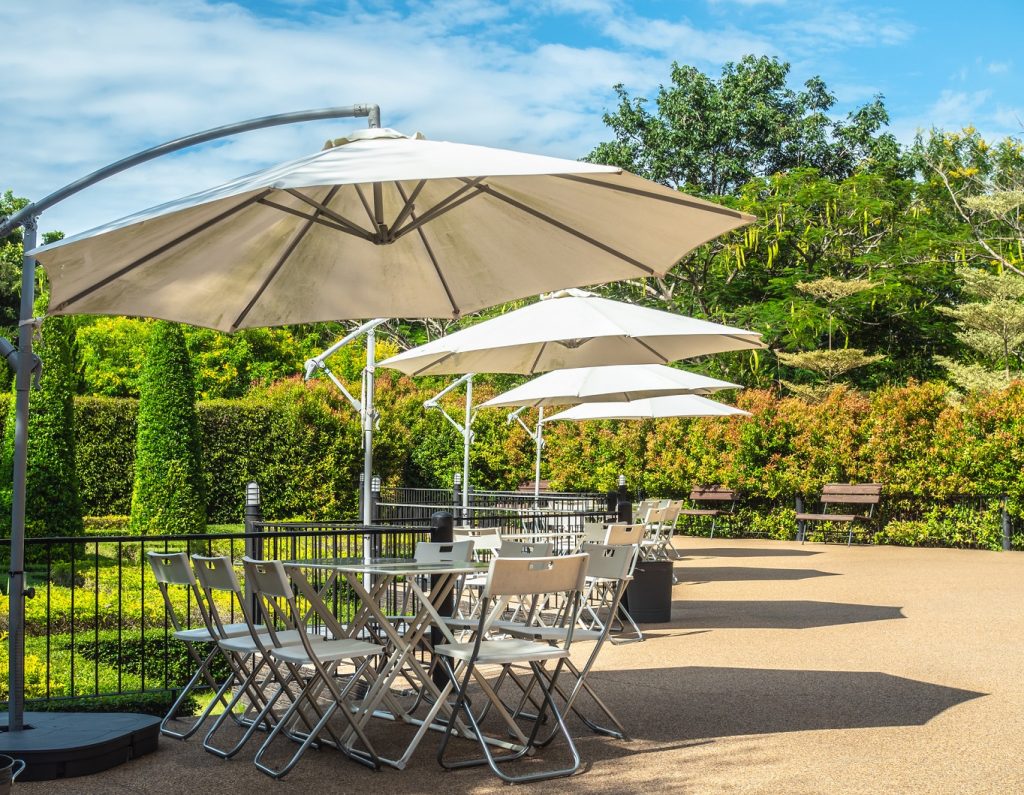 parasol pour un jardin professionnel